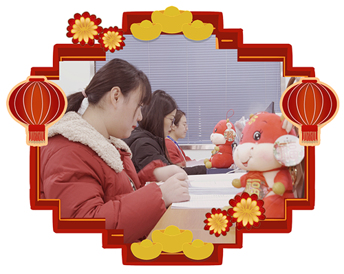 少年自知韶光贵，策马扬鞭自奋蹄